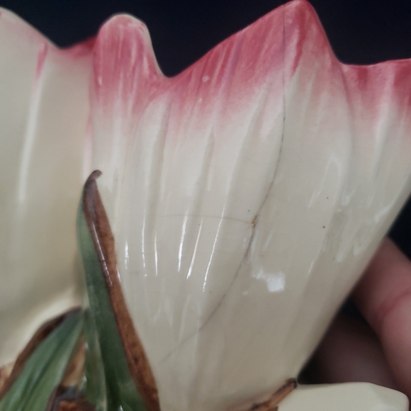 Rare McCoy Double Tulip Crocus Art Pottery Vase White Dark Pink USA - Picture 7 of 8